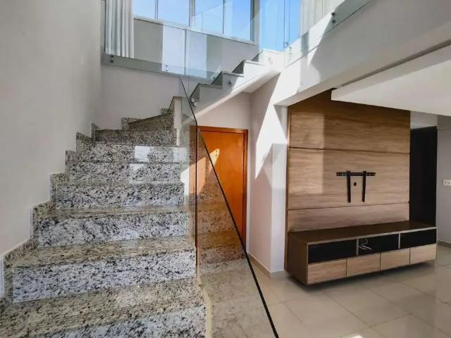 Cobertura aluguel em Região Geográfica Imediata de Belo Horizonte, Região Metropolitana de Belo Horizonte