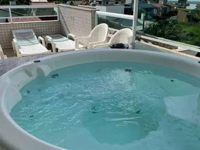 Cobertura aluguel em Rio Tavares, Desterro