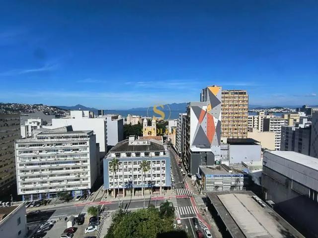 Cobertura aluguel em Centro, Desterro