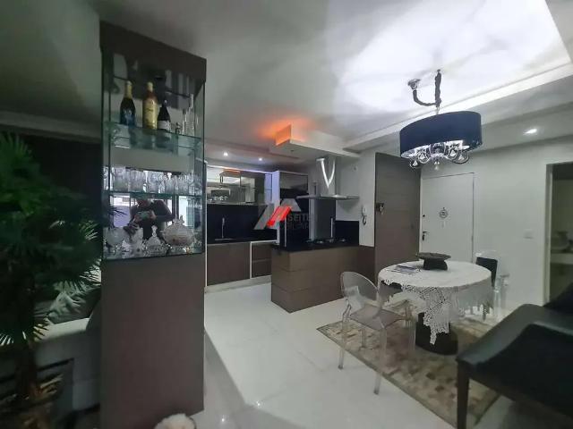 Cobertura aluguel em Região Geográfica Imediata de Florianópolis, Desterro