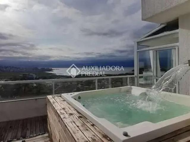 Cobertura aluguel em Região Geográfica Imediata de Florianópolis, Desterro