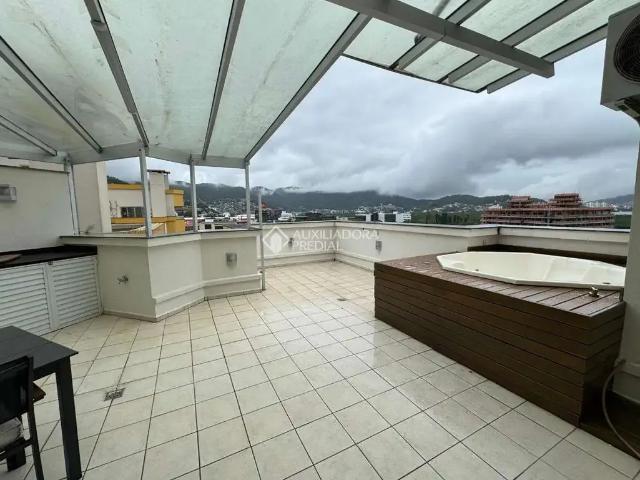 Cobertura aluguel em Região Geográfica Imediata de Florianópolis, Desterro