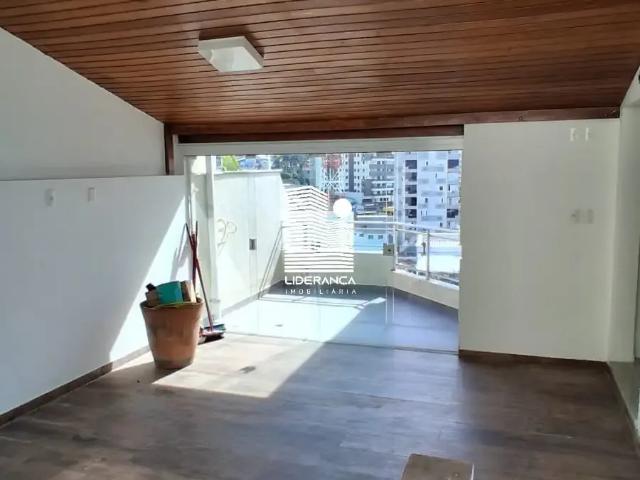 Cobertura aluguel em Região Geográfica Imediata de Florianópolis, Desterro