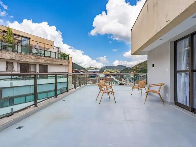 Cobertura aluguel em Itaipava, Petrópolis
