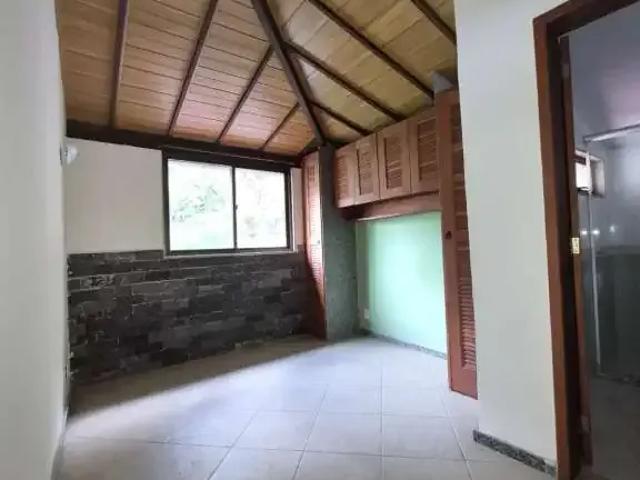 Cobertura aluguel em Região Geográfica Imediata de Petrópolis, Região Metropolitana do Rio de Janeiro