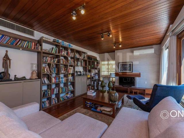 Cobertura aluguel em Bela Vista, Porto Alegre