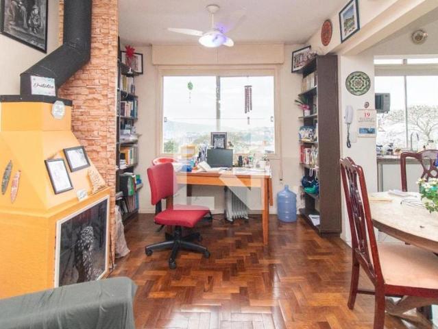 Cobertura aluguel em Santo Antônio, Porto Alegre
