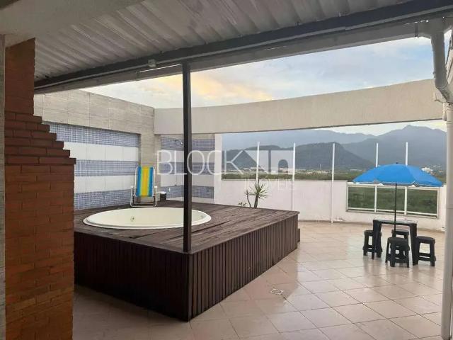 Cobertura aluguel em Campos de Sernambetiba, Rio de Janeiro