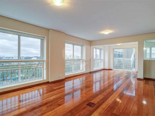 Cobertura aluguel em Santo Amaro, São Paulo