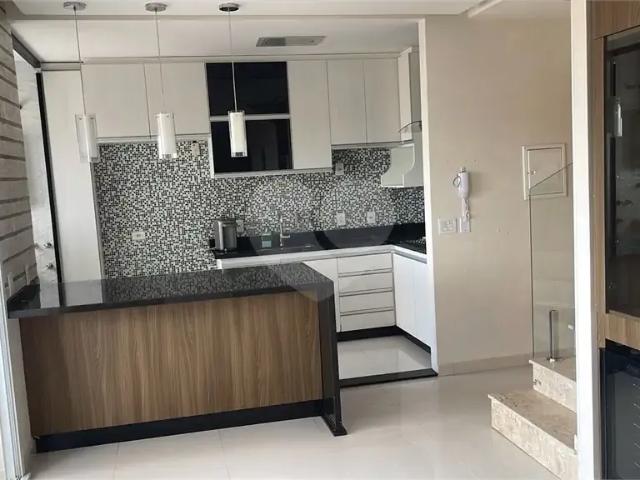 Cobertura aluguel em Região Imediata de São Paulo, Região Metropolitana de São Paulo