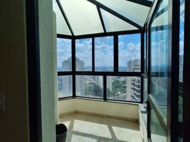 Cobertura aluguel em Ferreira, São Paulo