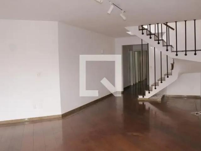 Cobertura aluguel em Região Imediata de São Paulo, Região Metropolitana de São Paulo