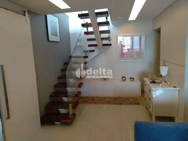 Cobertura aluguel em Região Geográfica Imediata de Uberlândia, Oliveira Fortes