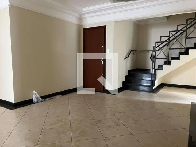 Cobertura aluguel em Santa Mônica, Uberlândia
