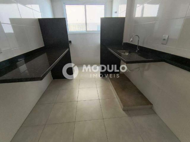 Cobertura aluguel em Santa Mônica, Uberlândia