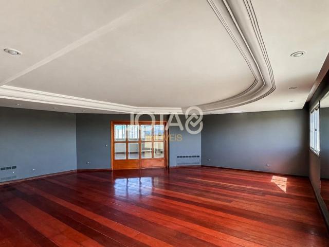 Cobertura venda em Água Verde, Curitiba