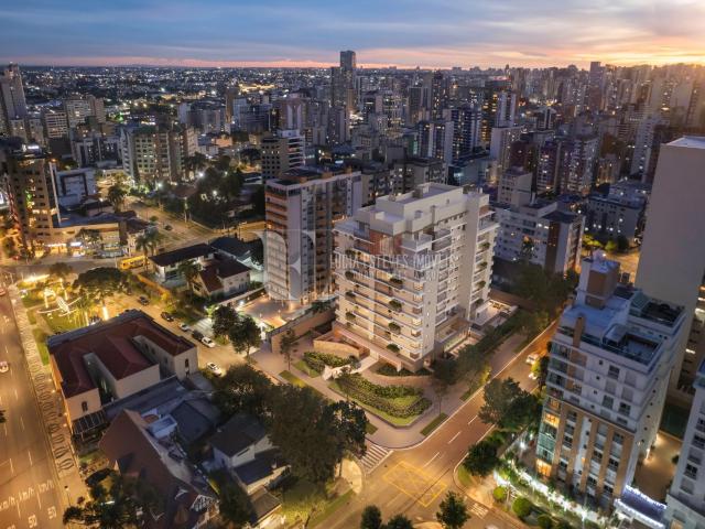 Cobertura venda em Centro, Curitiba