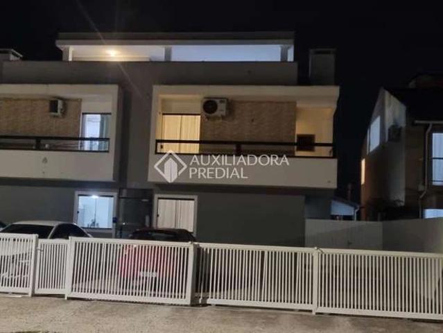 Cobertura venda em Campeche Central, Florianópolis