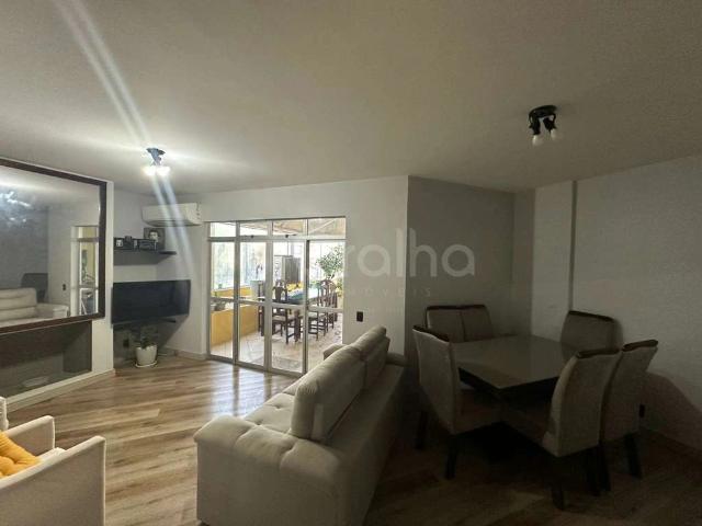 Cobertura venda em Capoeiras Leste, Florianópolis