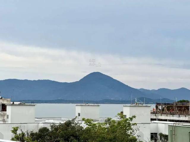 Cobertura venda em Região Geográfica Imediata de Florianópolis, Desterro