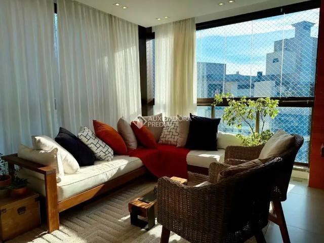 Cobertura venda em Jardim Guarani, Florianópolis