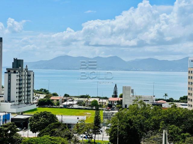 Cobertura venda em Estreito, Florianópolis