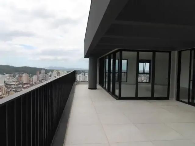 Cobertura venda em Atiradores, Joinville
