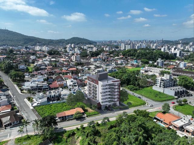 Cobertura venda em Saguaçu, Joinville