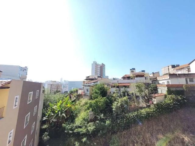 Cobertura venda em Juiz de Fora, Região Geográfica Intermediária de Juiz de Fora