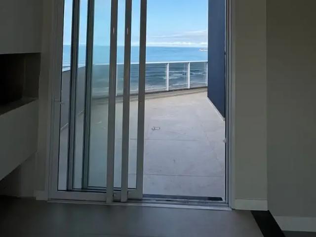 Cobertura venda em Mar Grosso, Laguna