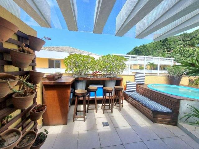 Cobertura venda em Niterói, Itacoatiara
