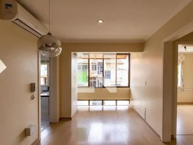 Cobertura venda em Cavalhada, Porto Alegre