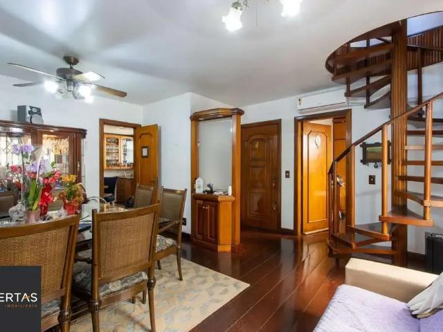 Cobertura venda em Medianeira, Porto Alegre