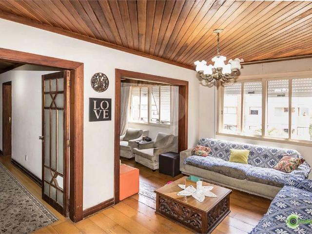Cobertura venda em Menino Deus, Porto Alegre