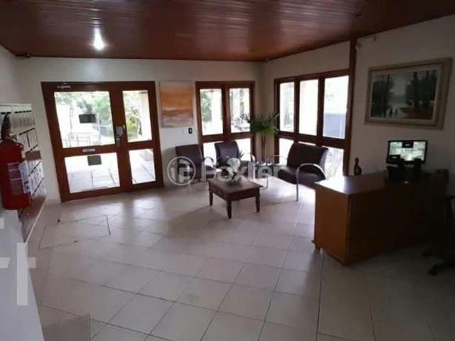 Cobertura venda em Teresópolis, Porto Alegre