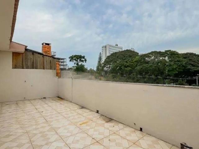Cobertura venda em Passo da Areia, Porto Alegre