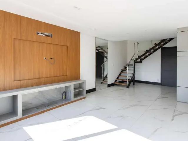 Cobertura venda em Passo da Areia, Porto Alegre