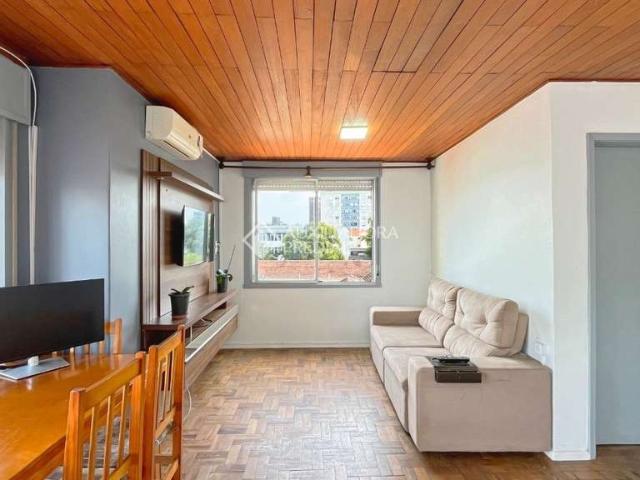 Cobertura venda em Santa Cecília, Porto Alegre