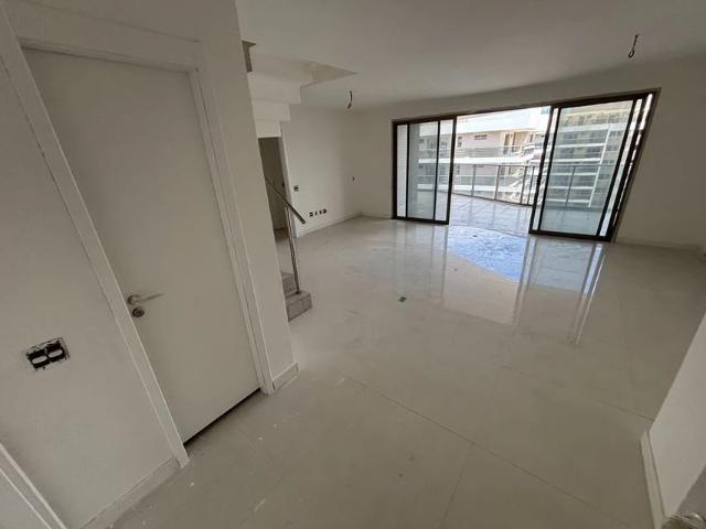Cobertura venda em Itanhangá, Rio de Janeiro
