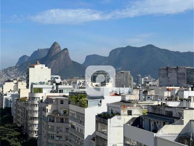 Cobertura venda em Arpoador, Rio de Janeiro