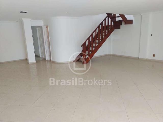 Cobertura venda em Recreio dos Bandeirantes, Rio de Janeiro