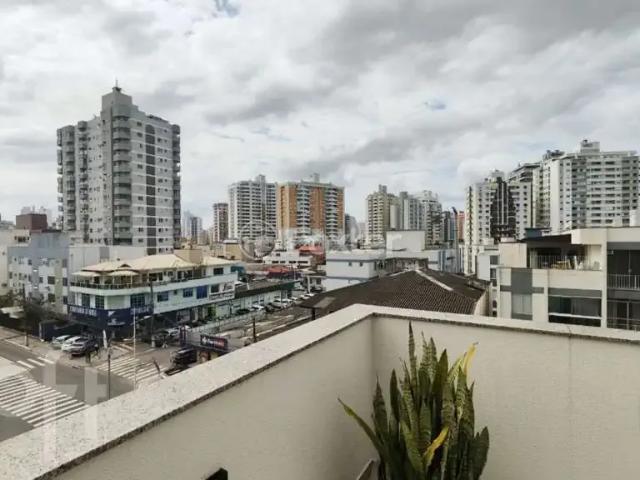 Cobertura venda em Região Geográfica Imediata de Florianópolis, São José