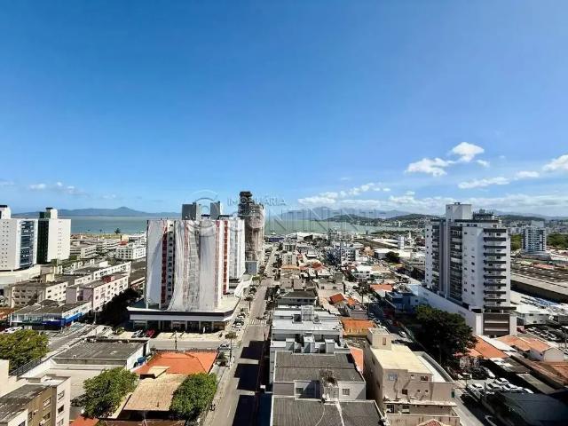 Cobertura venda em Região Geográfica Imediata de Florianópolis, São José