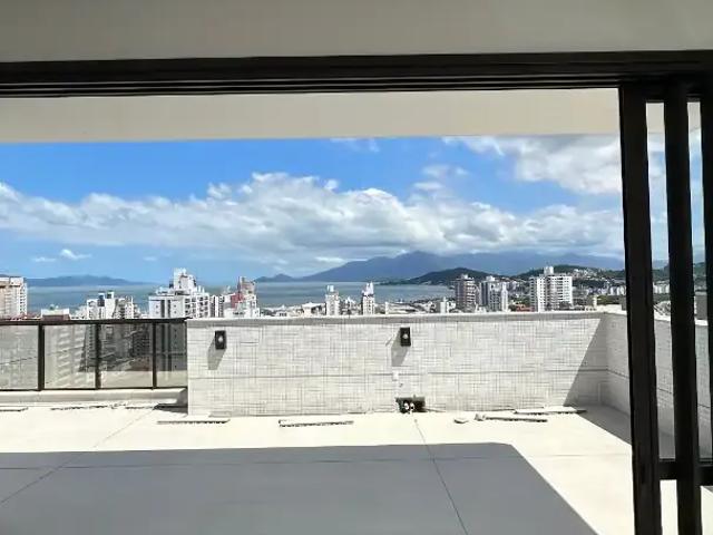 Cobertura venda em Região Geográfica Imediata de Florianópolis, São José