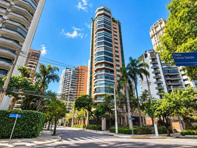 Cobertura venda em Moema, São Paulo
