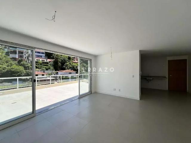 Cobertura venda em Região Geográfica Imediata de Petrópolis, Teresópolis