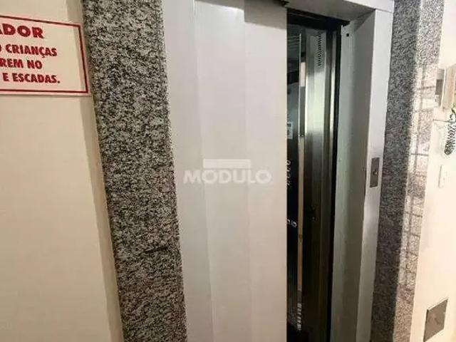 Cobertura venda em Região Geográfica Imediata de Uberlândia, Oliveira Fortes