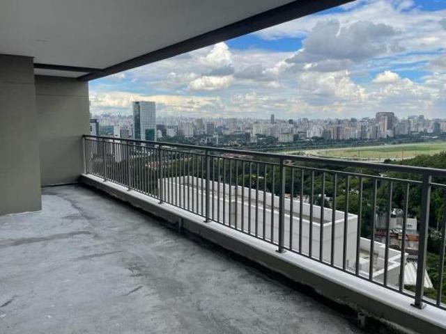 Apartamento venda em Caxingui, São Paulo