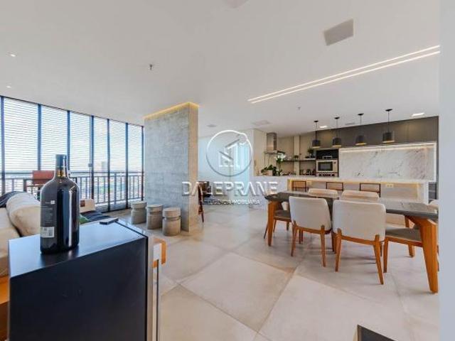 Apartamento venda em Região Geográfica Imediata do Distrito Federal, Região Integrada de Desenvolvimento do Distrito Federal e Entorno