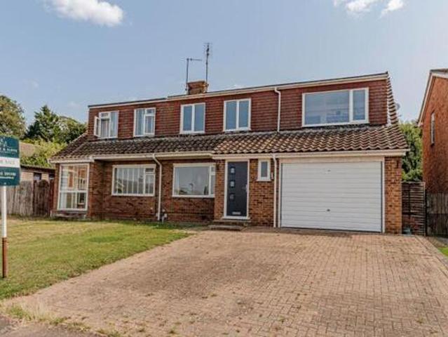 House for sale in Oad Street, Kent